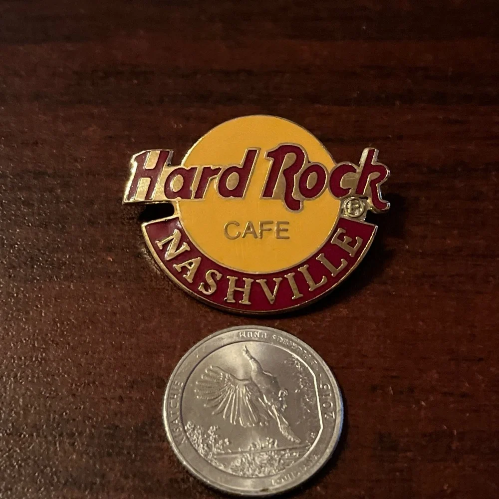 Hard Rock Cafe Nashville Tennessee Lapel Hat‎ Pin